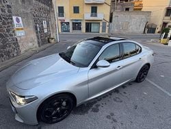 Grigio Usata 2019 Alfa Romeo Giulia Tech Edition Tre volumi | 20.000 € (Cara)