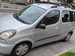 Grigio Usata 2000 Toyota Yaris Verso Monovolume | 1500 €