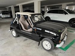 Nero Usata 1989 Renault R4 SUV | 16.500 €