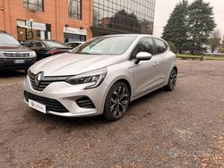 Grigio Usata 2022 Renault Clio V Intens Tre volumi | 14.490 € (Buon prezzo)
