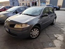 Usata 2007 Renault Mégane II Tre volumi | 3000 € (Molto cara)