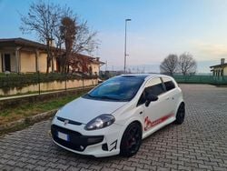 Bianco Usata 2011 Abarth Punto Evo Due volumi | 9000 € (Super prezzo)