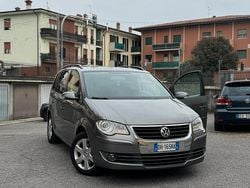 Usata 2007 VW Touran Monovolume | 5000 € (Cara)