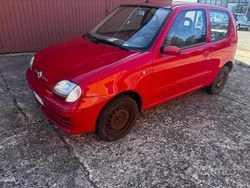 Rosso Usata 2005 Fiat 600 Tre volumi | 990 € (Ottimo prezzo)