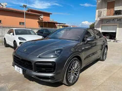 Grigio Usata 2022 Porsche Cayenne SUV | 79.900 € (Super prezzo)