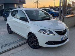 Bianco Usata 2022 Lancia Ypsilon Gold Due volumi | 10.800 € (Buon prezzo)