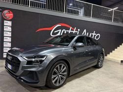 Grigio scuro Usata 2020 Audi Q8 S-Line SUV | 46.900 € (Ottimo prezzo)