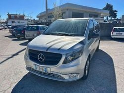 Argento Usata 2016 Mercedes Vito Monovolume | 15.000 € (Buon prezzo)