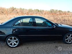 Blu Usata 2006 Mercedes C220 Sport Edition Tre volumi | 2500 € (Buon prezzo)