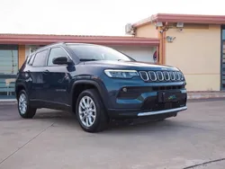 Grigio chiaro Usata 2022 Jeep Compass Limited SUV | 23.900 € (Cara)