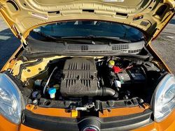 Arancione Usata 2020 Fiat Panda Lounge Due volumi | 11.600 € (Cara)