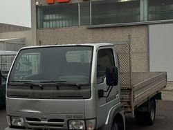 Bianco Usata 2001 Nissan Cabstar Pick-up | 4900 € (Buon prezzo)