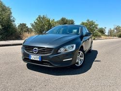 Usata 2017 Volvo V60 Station wagon | 9999 € (Buon prezzo)