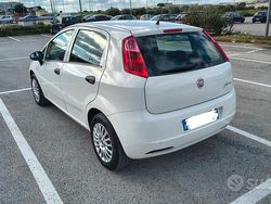 Bianco Usata 2009 Fiat Grande Punto Due volumi | 2000 €