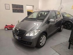Grigio Usata 2010 Mercedes A160 Edition Monovolume | 4800 € (Buon prezzo)