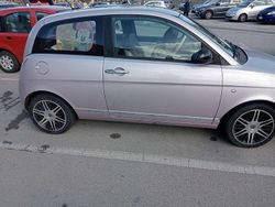 Lilla Usata 2010 Lancia Ypsilon Due volumi | 5000 € (Buon prezzo)