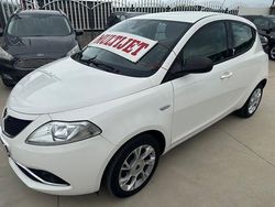 Bianco Usata 2015 Lancia Ypsilon S Due volumi | 8500 € (Buon prezzo)