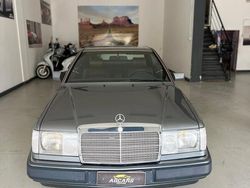 Grigio Usata 1992 Mercedes E320 Coupé | 25.000 €
