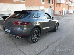 Porsche Macan S