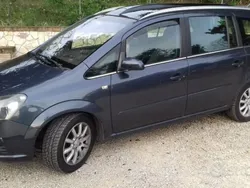 Usata 2007 Opel Zafira Cosmo Monovolume | 3900 € (Cara)