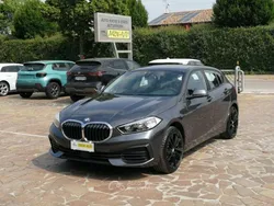 Grigio scuro Usata 2021 BMW 116 Advantage Due volumi | 22.900 € (Buon prezzo)