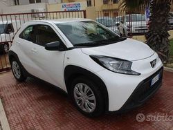 Bianco Usata 2022 Toyota Aygo X Active SUV | 12.950 € (Buon prezzo)