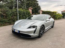 Argento Usata 2022 Porsche Taycan Sport Turismo Tre volumi | 69.800 € (Ottimo prezzo)