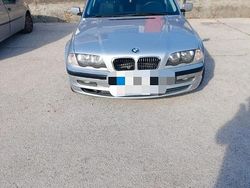 Grigio Usata 2001 BMW 320 Tre volumi | 3000 € (Buon prezzo)