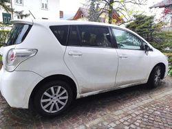 Bianco Usata 2015 Toyota Verso Active Monovolume | 8500 € (Buon prezzo)