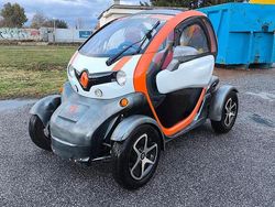 Bianco Usata 2016 Renault Twizy Due volumi | 2995 €