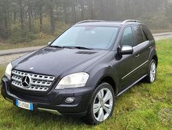 Nero Usata 2010 Mercedes ML350 SUV | 9500 €