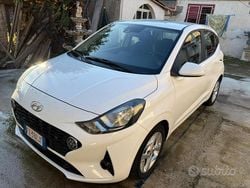 Bianco Usata 2020 Hyundai i10 Due volumi | 12.000 €