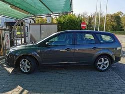 Grigio Usata 2006 Ford Focus Style Station wagon | 2300 € (Buon prezzo)