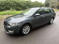 Usata 2015 Skoda Octavia G-TEC Active Station wagon | 5800 € (Molto cara)