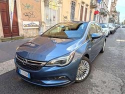 Blu/azzurro Usata 2017 Opel Astra Innovation Tre volumi | 11.900 € (Buon prezzo)