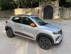 Grigio Usata 2022 Dacia Spring Due volumi | 8900 € (Buon prezzo)