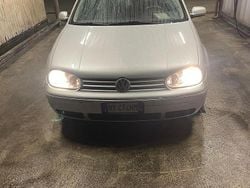 Grigio Usata 2002 VW Golf IV Station wagon | 1200 € (Ottimo prezzo)