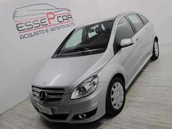Argento Usata 2010 Mercedes B180 Executive Monovolume | 5500 € (Cara)