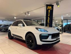 Bianco Usata 2022 Porsche Macan SUV | 60.800 € (Buon prezzo)
