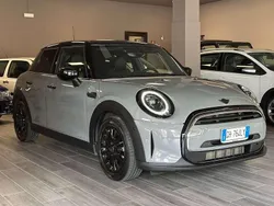 Grigio Usata 2022 Mini ONE Essential Due volumi | 21.900 € (Cara)
