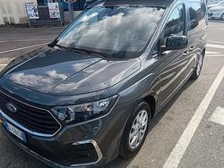 Usata 2023 Ford Tourneo Connect Monovolume | 27.000 € (Cara)