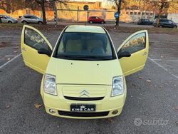 Giallo Usata 2004 Citroën C2 Exclusive Due volumi | 1800 € (Buon prezzo)