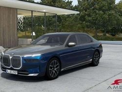Blu Nuova 2025 BMW 740 Sport Line Tre volumi | 118.866 €