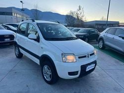 Bianco Usata 2011 Fiat Panda 4x4 Climbing Due volumi | 5300 € (Buon prezzo)