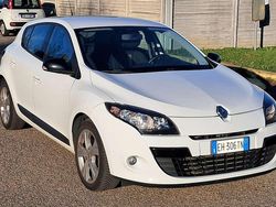 Bianco Usata 2011 Renault Mégane Tre volumi | 3000 € (Super prezzo)