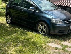 Blu Usata 2007 VW Golf Plus Cross Monovolume | 4800 € (Molto cara)