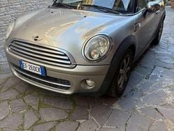 Usata 2010 Mini Cooper D Pepper Due volumi | 6700 € (Cara)