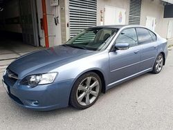 Usata 2006 Subaru Legacy Tre volumi | 7000 € (Buon prezzo)