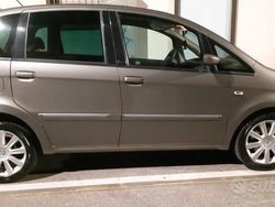 Grigio Usata 2004 Lancia Musa Monovolume | 7000 €