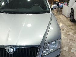 Argento Usata 2009 Skoda Octavia Ambition Station wagon | 4600 € (Buon prezzo)